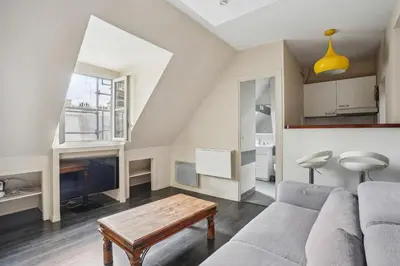 Coin salon dans l'établissement 543 Cardinet Suite - Cozy flat in Grenelle
