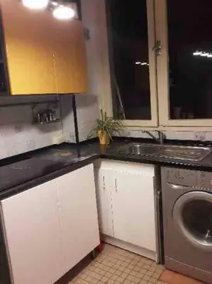 Cuisine ou kitchenette dans l'établissement 3 chambre - La Chapelle