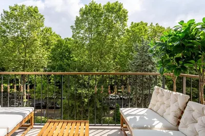 Jardin de l'établissement AV Experiences - Appartement Neuilly