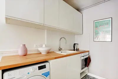 Cuisine ou kitchenette dans l'établissement 2 pièces au coeur de Montmartre - proche Sacré Coeur