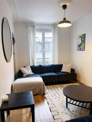 Coin salon dans l'établissement Stylish and bright apartment 35m2 Paris 11ème