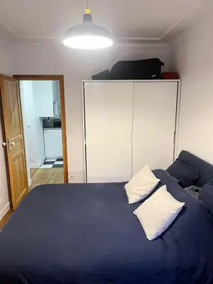 Un ou plusieurs lits dans un hébergement de l'établissement Stylish and bright apartment 35m2 Paris 11ème