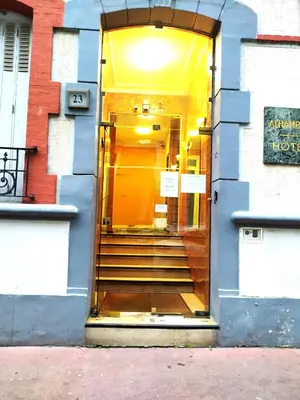 Façade ou entrée de l'établissement Hôtel Résidence Saint Ouen