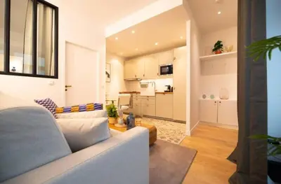 Cuisine ou kitchenette dans l'établissement Perfect apartment - Marais II