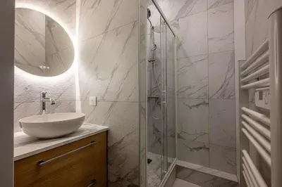 Salle de bains dans l'établissement Appartement dauphine muette trocadero - Paris 16 - 4P