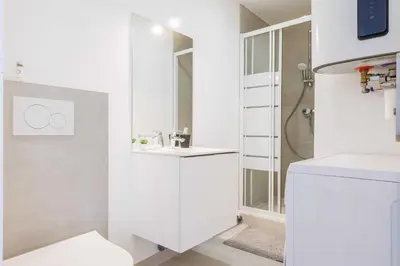 Salle de bains dans l'établissement Comfortable Studio for 2 people - Puteaux