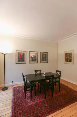 Coin salon dans l'établissement T2 apartment on the banks of the Seine