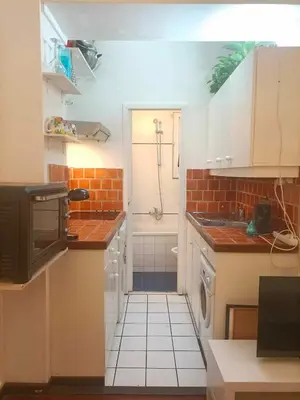 Cuisine ou kitchenette dans l'établissement 2 comfortable rooms Paris 5th arrondissement