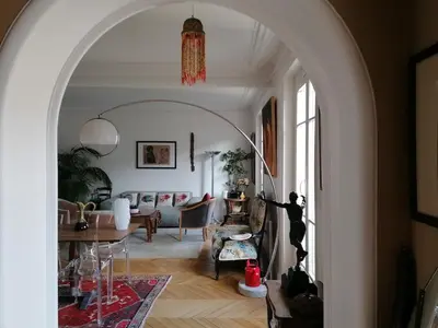 Coin salon dans l'établissement Bel appartement Hausmannien au centre de Paris