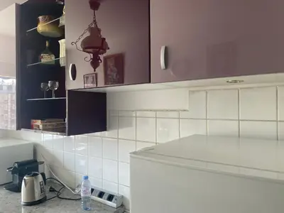Plan de l'établissement Appartement de 47m avec petit balcon et vue dégagée