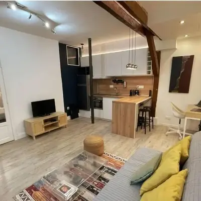 Apartment on Rue Morvan