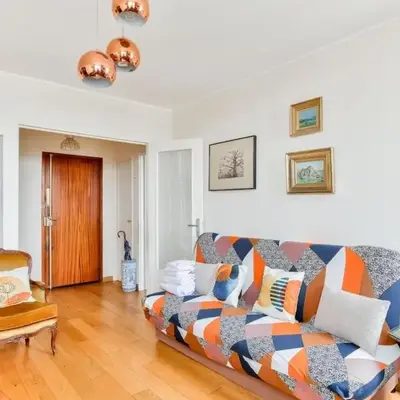 1BR Flat view on Eiffel Tower and Sacré-Coeur