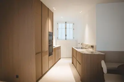 Cuisine ou kitchenette dans l'établissement Luxury Apartment 3BR in Paris