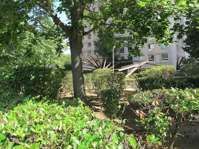 Jardin de l'établissement Paris en hauteur