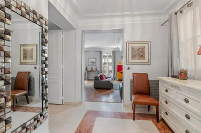 Coin salon dans l'établissement Luxury 5-Bed Residence - Opposite the Eiffel Tower - Located on Avenue Kléber