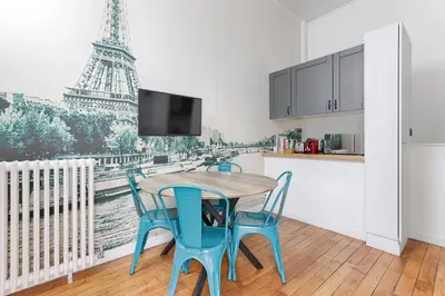 Cuisine ou kitchenette dans l'établissement MyKeypers - Stylish & Luxury LOFT 6P - Arc de Triomphe
