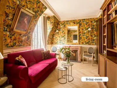 Coin salon dans l'établissement Merveil - Signature Suite - Champs Elysees - Alfred