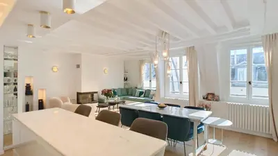 Coin salon dans l'établissement Chic à la Parisienne, Central Paris - Marais