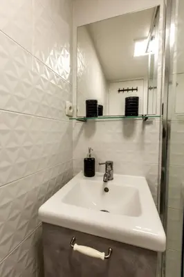 Salle de bains dans l'établissement Appartement cozy en plein centre de Paris, près de l'Opéra Garnier