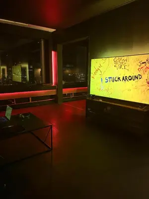 Télévision ou salle de divertissement dans l'établissement Netflix & sky jacuzzi