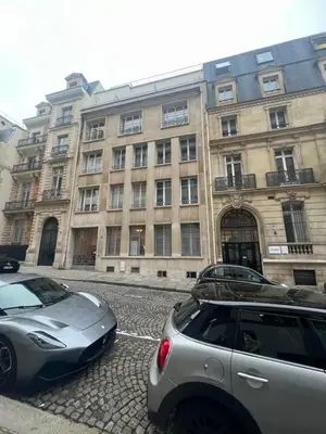 Plan de l'établissement CozyStay - Luxury 1BR Champs Elysées