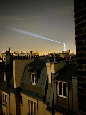 Vue générale sur Paris ou vue de la ville depuis l'appartement