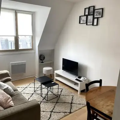 Cozy 2-Room Flat at Boucicaut