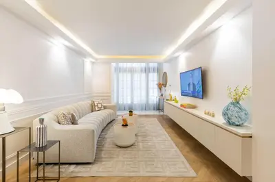 Télévision ou salle de divertissement dans l'établissement Chic house - 3BR 8P - Ternes Arc de Triomphe
