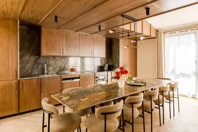 Cuisine ou kitchenette dans l'établissement Merveil - Signature Suite - Tour Eiffel -Desaix II