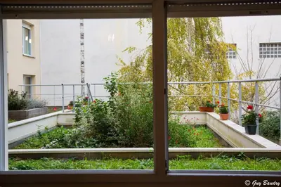 Jardin de l'établissement Chic apart with bar in Paris