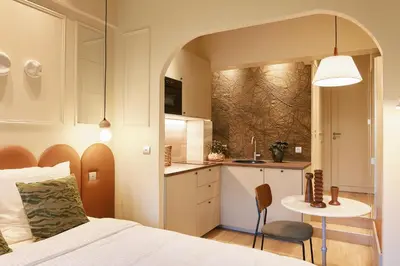 Cuisine ou kitchenette dans l'établissement Desnouettes Suite - Duke Housing