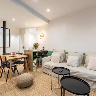 Le Marais l 5BR & AC - Duplex Home in Paris