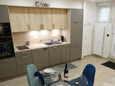 Cuisine ou kitchenette dans l'établissement Appartement cosy au cœur du 15e - 1br-3p