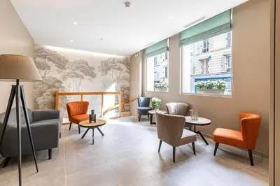 Coin salon dans l'établissement Paris d'Issy Hôtel Porte de Versailles