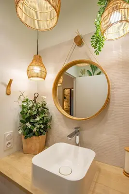 Salle de bains dans l'établissement Luxurious 7p Suite with SAUNA, near PARIS, Metro 4