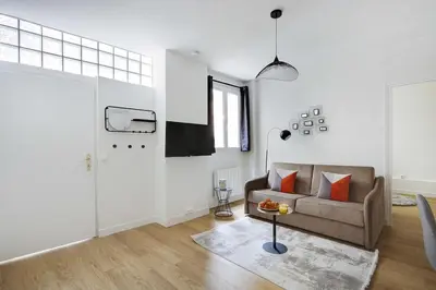 Télévision ou salle de divertissement dans l'établissement A0# Republic # Marais # 1BedRoom # Paris03 # AC