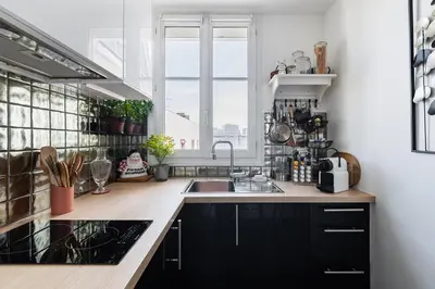 Cuisine ou kitchenette dans l'établissement Cerise's home - Cosy flat 15min from Paris with hot tub