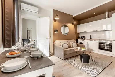 Cuisine ou kitchenette dans l'établissement A21#Republique # Marais # 1BedRoom # Paris03 # AC