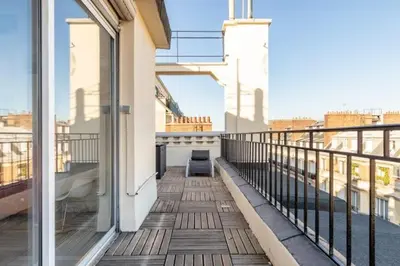 Balcon ou terrasse dans l'établissement Appartement d'Artiste, Terrasse Vue Tour Eiffel