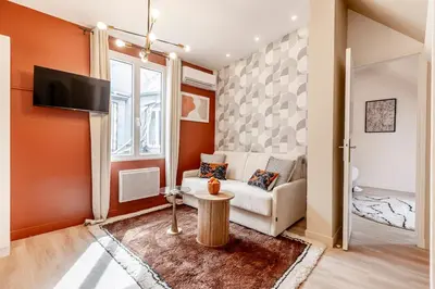 Télévision ou salle de divertissement dans l'établissement A41#Republique # Marais # 1BedRoom # Paris03 # AC