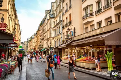 Clients de l'établissement Studio en plein coeur de Paris deuxieme arrondissement Quartier Montergueil Chatelet