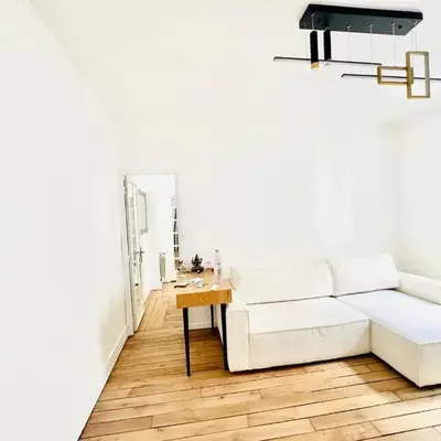 Elegant Area and Center of Paris