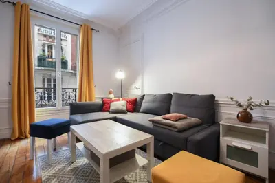 Coin salon dans l'établissement GuestReady - Charm an Comfort in Épinettes