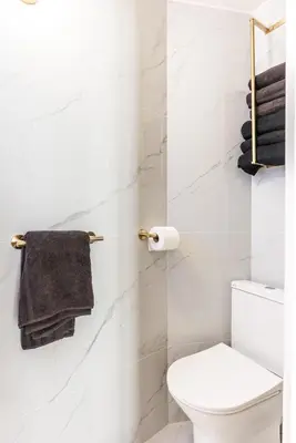 Salle de bains dans l'établissement Studio élégant esprit Loft avec AC