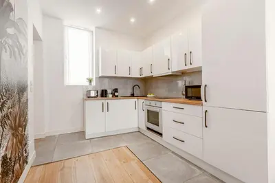 Cuisine ou kitchenette dans l'établissement B21#République#Marais#3BedRooms#Paris03#Air-conditioning