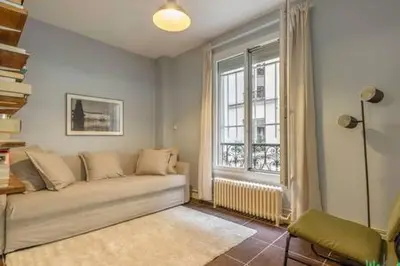 Coin salon dans l'établissement Semard - KP - Ideal apartment for 4 people - PARIS 9ème
