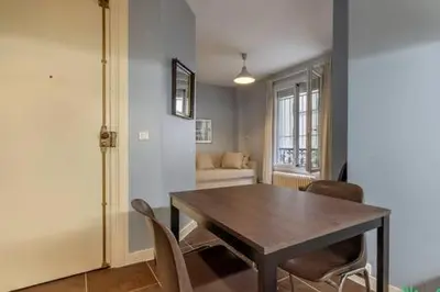 Coin salon dans l'établissement Semard - KP - Ideal apartment for 4 people - PARIS 9ème