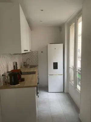 Cuisine ou kitchenette dans l'établissement Écrin au cœur de Paris