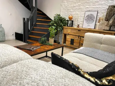 Coin salon dans l'établissement Love House - Maison entière et son jardin - Rare à Paris