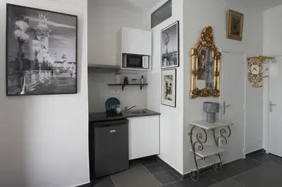 Cuisine ou kitchenette dans l'établissement Paris est merveilleux - Buttes-Chaumont